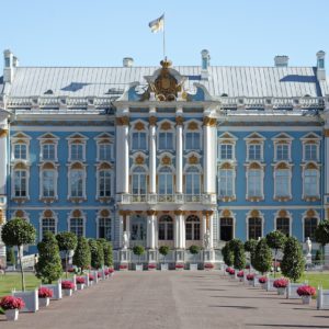 Львы стерегут город