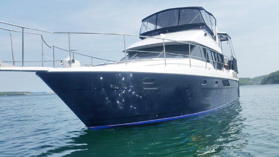 Моторная яхта Santa Maria